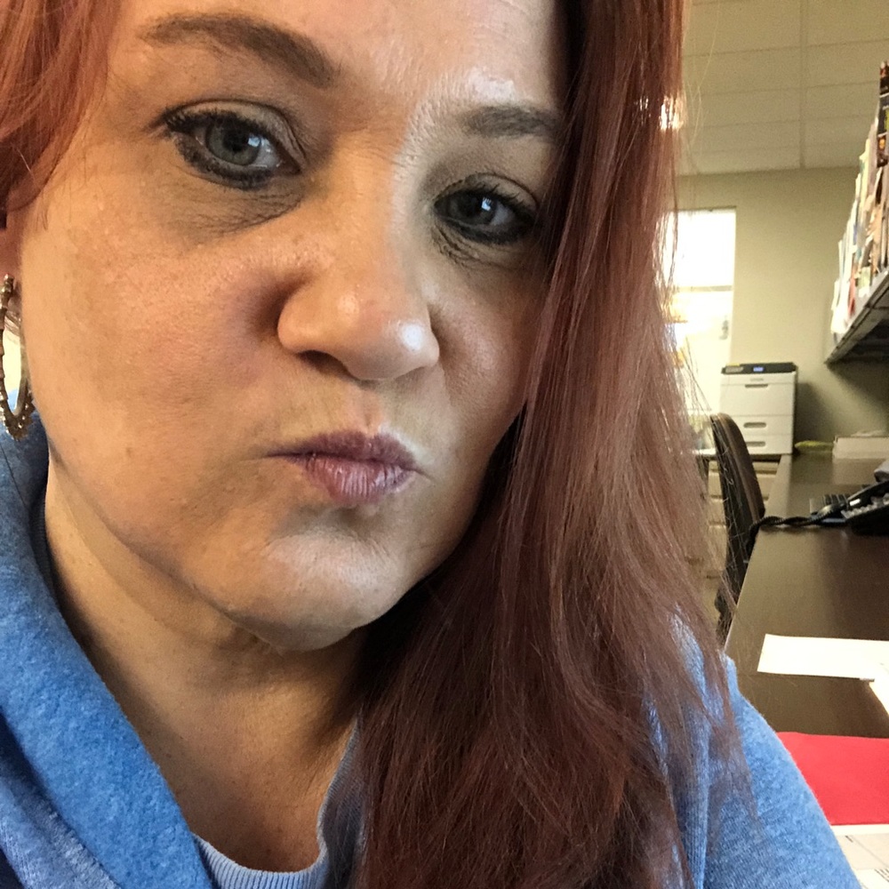 Meet your Posher, Suzanna